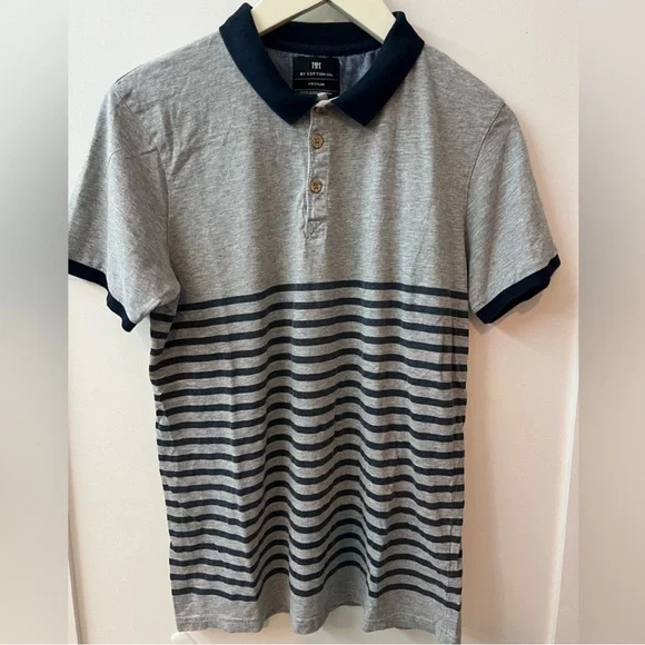 Bundle of 4 Men's Polo and T-Shirt Set - White, Gray, Black all size medium - Picture 4 of 9